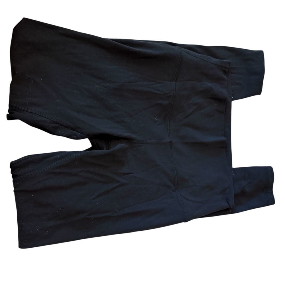 Lululemon Size 6 Aligns Black High-Waisted Leggings